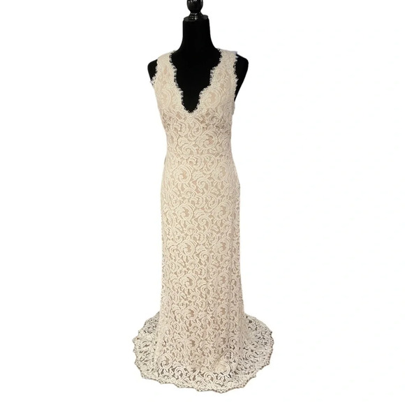 Anthropologie BHLDN Tadashi Shoji Lace Wedding Gown Cream White size 8 - Picture 13 of 13